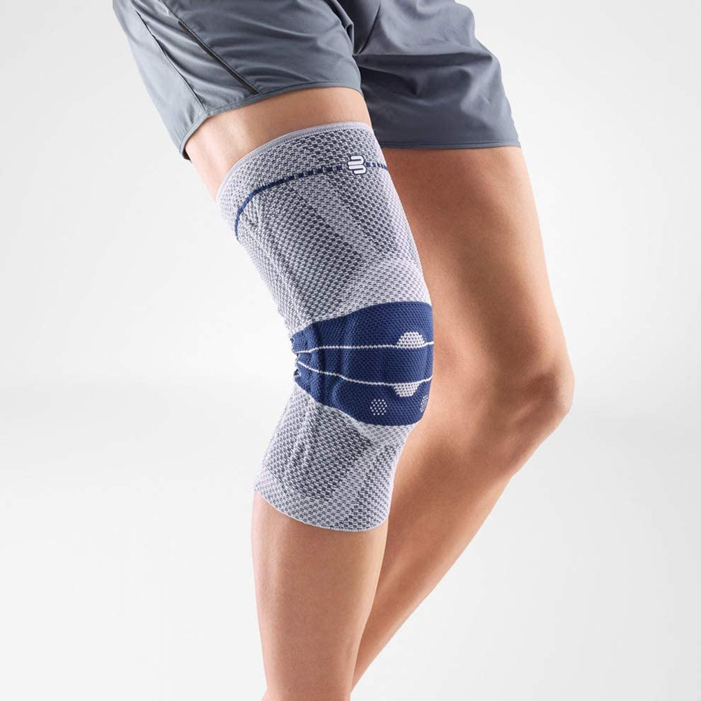 [해외] Bauerfeind (바우 파인드) GenuTrain Knee Brace 무릎 지원 보호대 티타늄